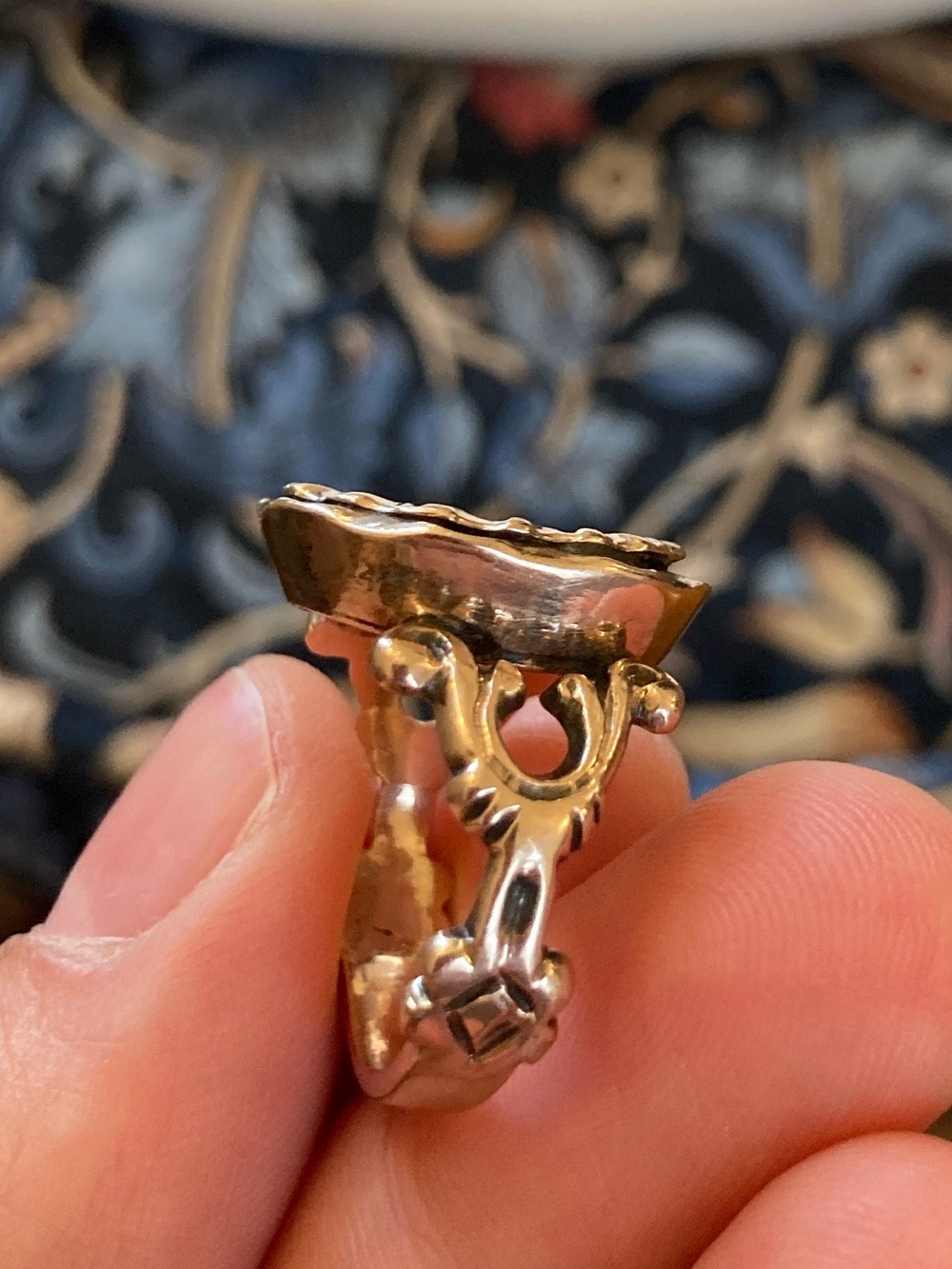Antique Victorian? Carved Carnelian Intaglio Engraved Gold Ring - Picture 8 of 17